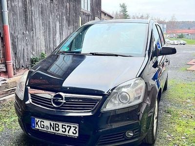 Second-hand Opel Zafira 150 CP (110 kW) 2007 Negru Monovolum