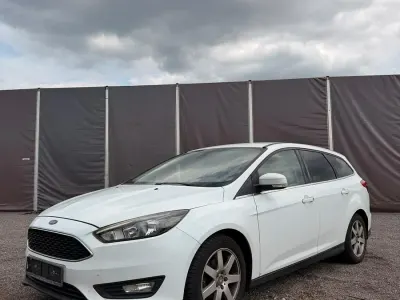 Gebraucht Ford Focus 125 PS (91 kW) 2016 Weiß Kombi