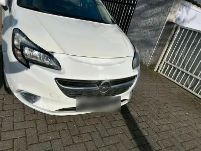 Gebraucht Opel Corsa 90 PS (66 kW) 2017 Weiß Kleinwagen