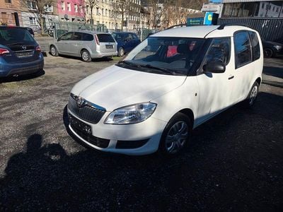 Gebraucht Skoda Roomster Family 75 PS (55 kW) 2013 Candyweiss Van / Kleinbus
