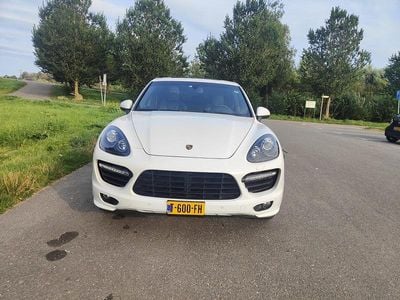 Porsche Cayenne GTS