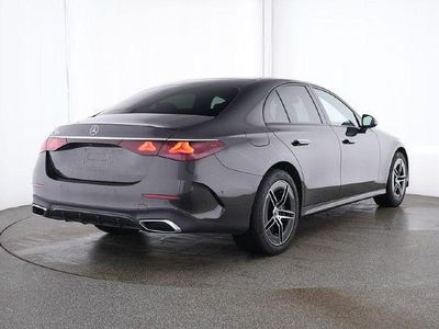 Gebraucht Mercedes E300 AMG line 313 PS (230 kW) 2024
