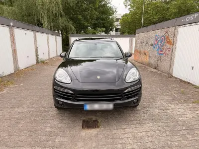 Gebraucht Porsche Cayenne Diesel 240 PS (176 kW) 2011 Schwarz SUV