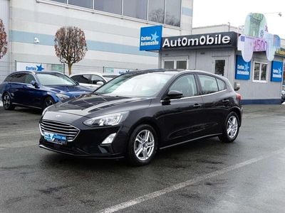 Obsidianschwarz metallic Gebraucht 2021 Ford Focus Limousine | 13.480 € (Fairer Preis)