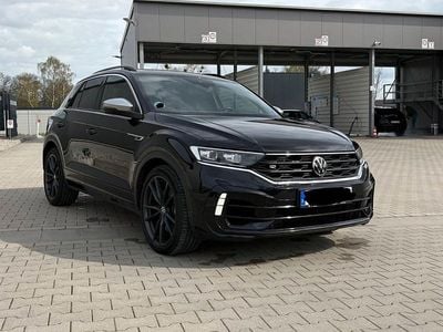 Second-hand VW T-Roc R 300 CP (220 kW) 2022 Negru SUV