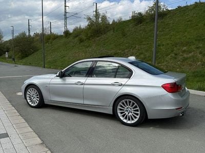 Gebraucht BMW 328 Luxury Line 245 PS (180 kW) 2013 Silber Limousine