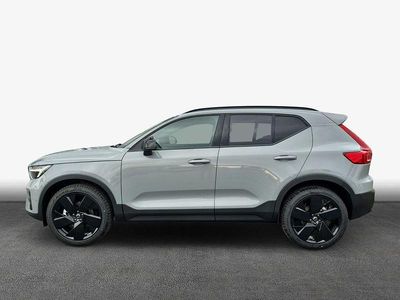 Neu Volvo XC40 Plus 197 PS (144 kW) 2026 Grau SUV