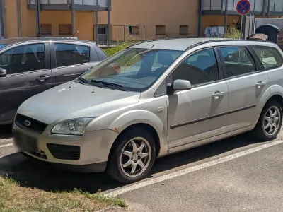 Gebraucht Ford Focus 125 PS (91 kW) 2006 Silber Kombi