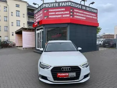 Gebraucht Audi A3 Sport 150 PS (110 kW) 2019 Gletscherweiss Limousine