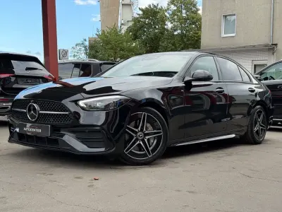 Gebraucht Mercedes 300 AMG line 265 PS (194 kW) 2021 Schwarz Limousine