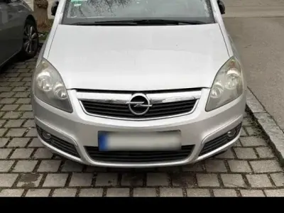 Gebraucht Opel Zafira 140 PS (102 kW) 2006 Silber Van / Kleinbus
