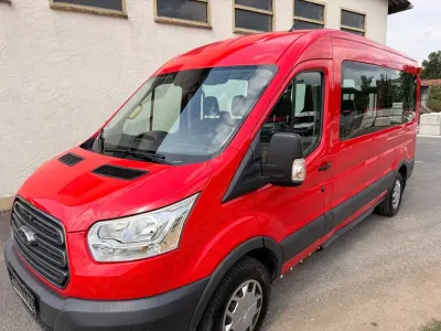 Gebraucht Ford Transit Trend 105 PS (77 kW) 2017 Rot Van