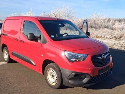 Usata Opel Combo Edition 102 CV (75 kW) 2020 Rosso Monovolume