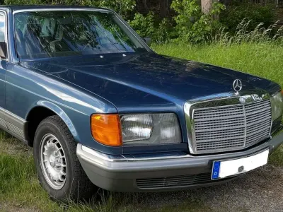 Gebraucht Mercedes 280 185 PS (136 kW) 1983 Blau Limousine