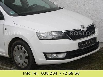 Gebraucht Skoda Rapid Elegance 90 PS (66 kW) 2014 Weiß Limousine