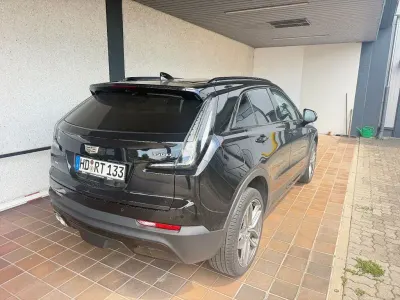 Gebraucht Cadillac XT4 174 PS (127 kW) 2021 Schwarz SUV