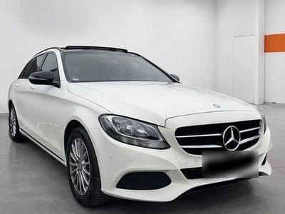 Gebraucht Mercedes C180 Night 156 PS (114 kW) 2016 Weiß Kombi