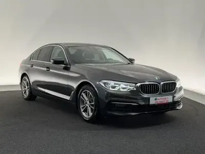 Gebraucht BMW 530 Sport Line 265 PS (194 kW) 2019 Grau Limousine