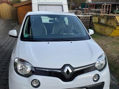 Weiß Gebraucht 2016 Renault Twingo Experience Kleinwagen | 6.900 € (Fairer Preis)