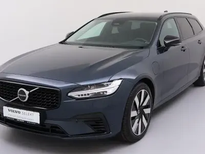 Usata Volvo V90 Plus 455 CV (334 kW) 2025 Blu Station wagon