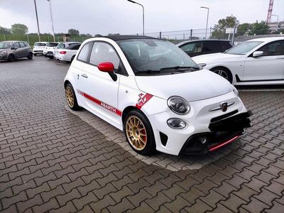 Begagnad Fiat 500C Abarth 145 HK (106 kW) 2020 Vit Cab