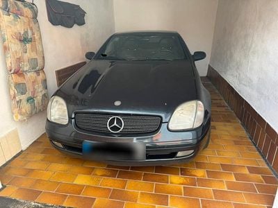 Second-hand Mercedes SLK230 193 CP (141 kW) 1998 Albastru Cabrio