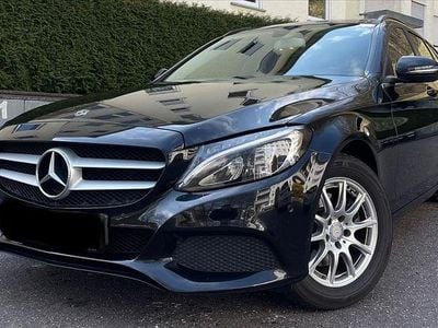 Gebraucht Mercedes C220 170 PS (125 kW) 2017 Schwarz Kombi