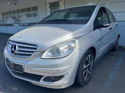 Usata Mercedes B180 109 CV (80 kW) 2006 Argento Monovolume