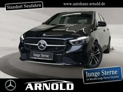Gebraucht Mercedes B200 Progressive 150 PS (110 kW) 2024 Schwarz (nachtschwarz) Kleinwagen