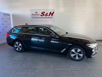 Schwarz Gebraucht 2020 BMW 520 Performance Kombi | 26.990 € (Fairer Preis)