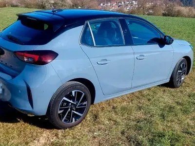 Gebraucht Opel Corsa 101 PS (74 kW) 2024 Grau Kleinwagen