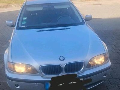 Gebraucht BMW 316 115 PS (84 kW) 2004 Silber Limousine