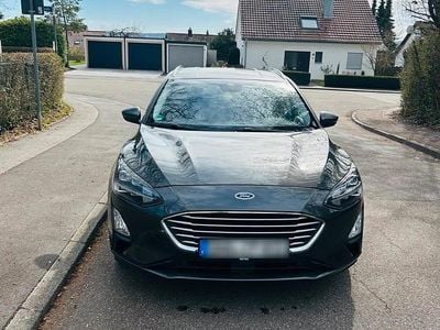 Gebraucht Ford Focus 120 PS (88 kW) 2021 Grau Kombi