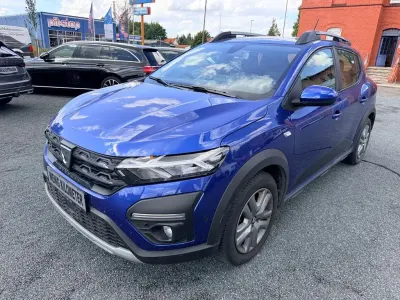 Gebraucht Dacia Sandero Comfort 91 PS (66 kW) 2021 Blau SUV