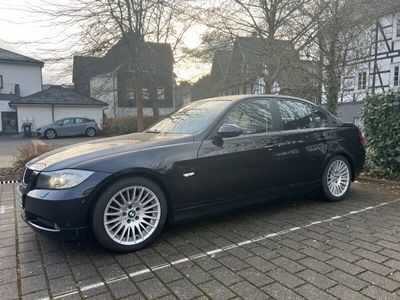 gebraucht BMW 320 i (E90) M-Sportpaket