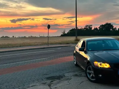 Gebraucht BMW 320 170 PS (125 kW) 2009 Schwarz Limousine