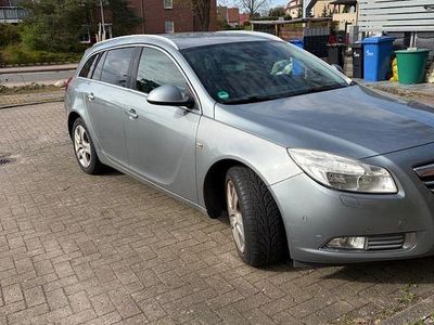 Gebraucht Opel Insignia 160 PS (117 kW) 2011 Blau Kombi