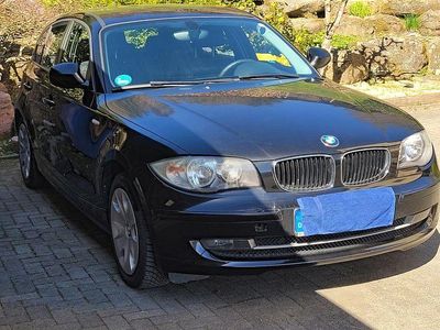 Second-hand BMW 116 122 CP (89 kW) 2010 Negru Hatchback