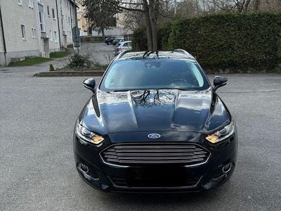 Gebraucht Ford Mondeo 179 PS (131 kW) 2015 Schwarz Kombi