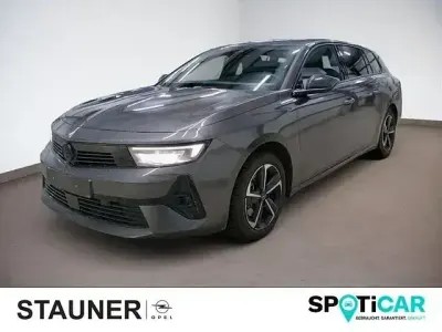 Używany Opel Astra 146 KM (107 kW) 2025 Szary Hatchback