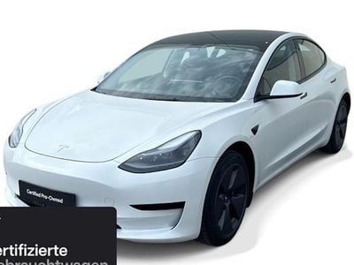 Begagnad Tesla Model 3 RWD 205 kW (279 HK) 2023 Vit Sedan