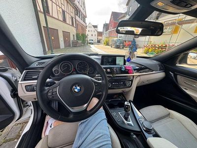 Second-hand BMW 320 190 CP (139 kW) 2017 Alb Break