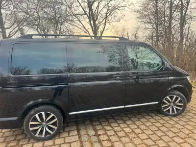 Gebraucht VW Multivan Highline 204 PS (150 kW) 2016 Schwarz Van / Kleinbus