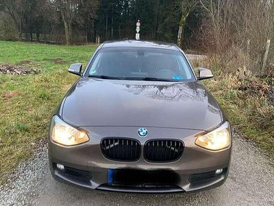 Braun Gebraucht 2014 BMW 118 Sport Line Kleinwagen | 9.000 € (Fairer Preis)