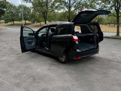 Gebraucht Ford Grand C-Max 140 PS (102 kW) 2012 Schwarz Van / Kleinbus