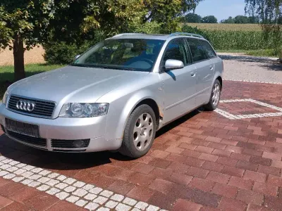 Gebraucht Audi A4 130 PS (95 kW) 2004 Silber Kombi