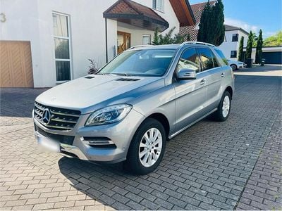 Usata Mercedes ML250 204 CV (150 kW) 2013 Grigio SUV