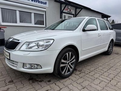 Gebraucht Skoda Octavia Family 152 PS (111 kW) 2012 Weiß Kombi