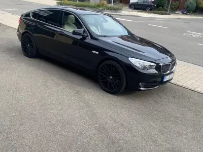 Gebraucht BMW 530 Gran Turismo 245 PS (180 kW) 2011 Schwarz Limousine