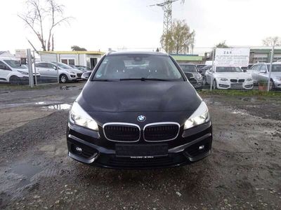 gebraucht BMW 216 216 i Advantage Navi PCD 1 Hand km 93000